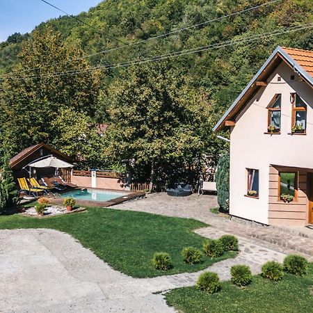 Lodge Zeleni Svet Crni Vrh Kültér fotó